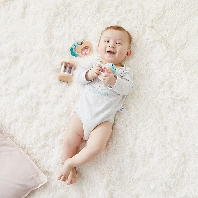 Hape Cadeauset Baby Rammelaar 1 Hape Cadeauset Baby Rammelaar