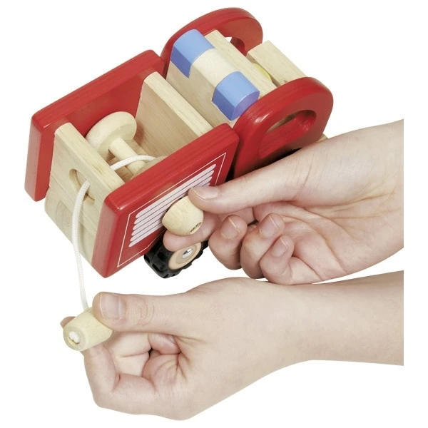 GOKI Brandweerwagen Hout 2 GOKI Brandweerwagen Hout - Afbeelding 2